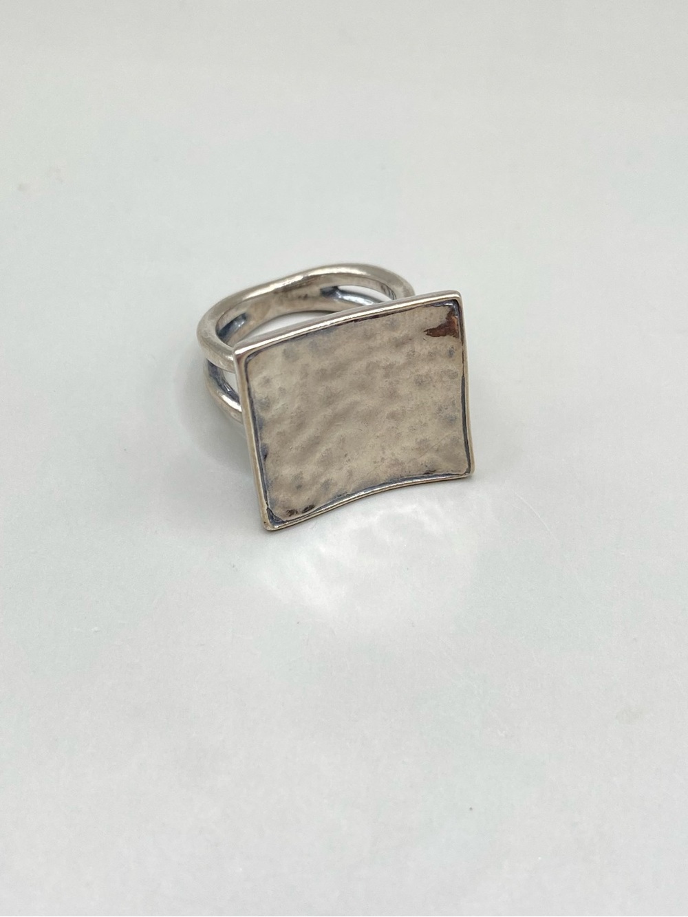Silpada Hammered Silver Square Ring - Picture 7 of 9